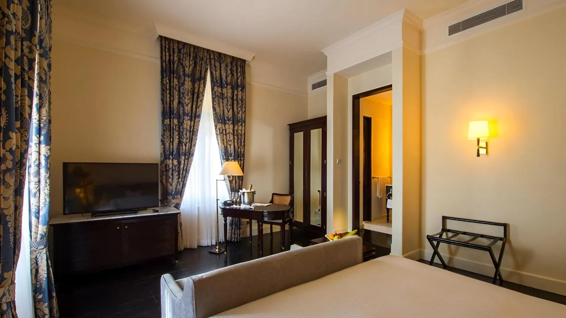 *****  Galle Face Hotel Colombo Sri Lanka